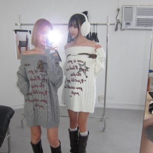 a15 豹紋綁帶一字領毛衣