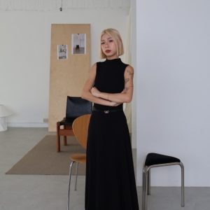 b22半高領顯瘦長洋