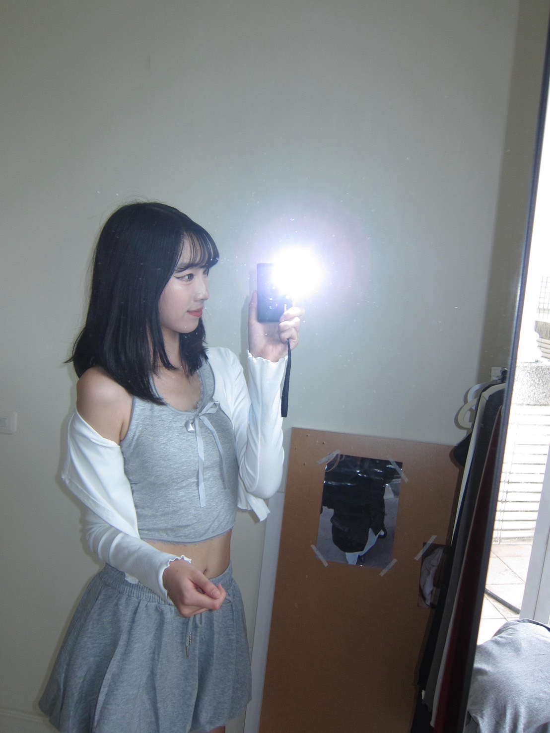 a22蕾絲滾邊掛脖背心 a22蕾絲滾邊掛脖背心