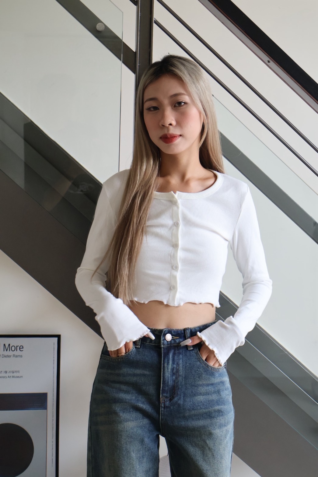 a23木耳捲邊早秋小外套 a23木耳捲邊早秋小外套