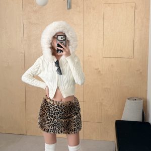 z08 氣場款！絨毛低腰短裙🇰🇷