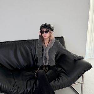 z17 橫條毛毛綁帶衣🇰🇷