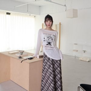 b17早秋的第一件格紋裙