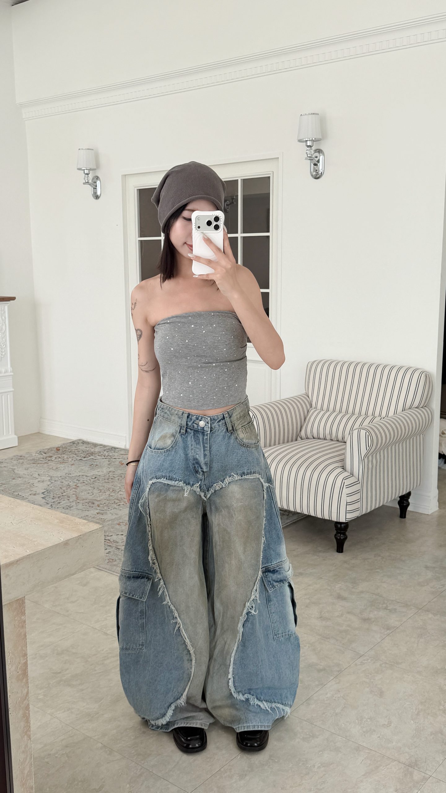 大愛心刷破彎刀褲 大愛心刷破彎刀褲