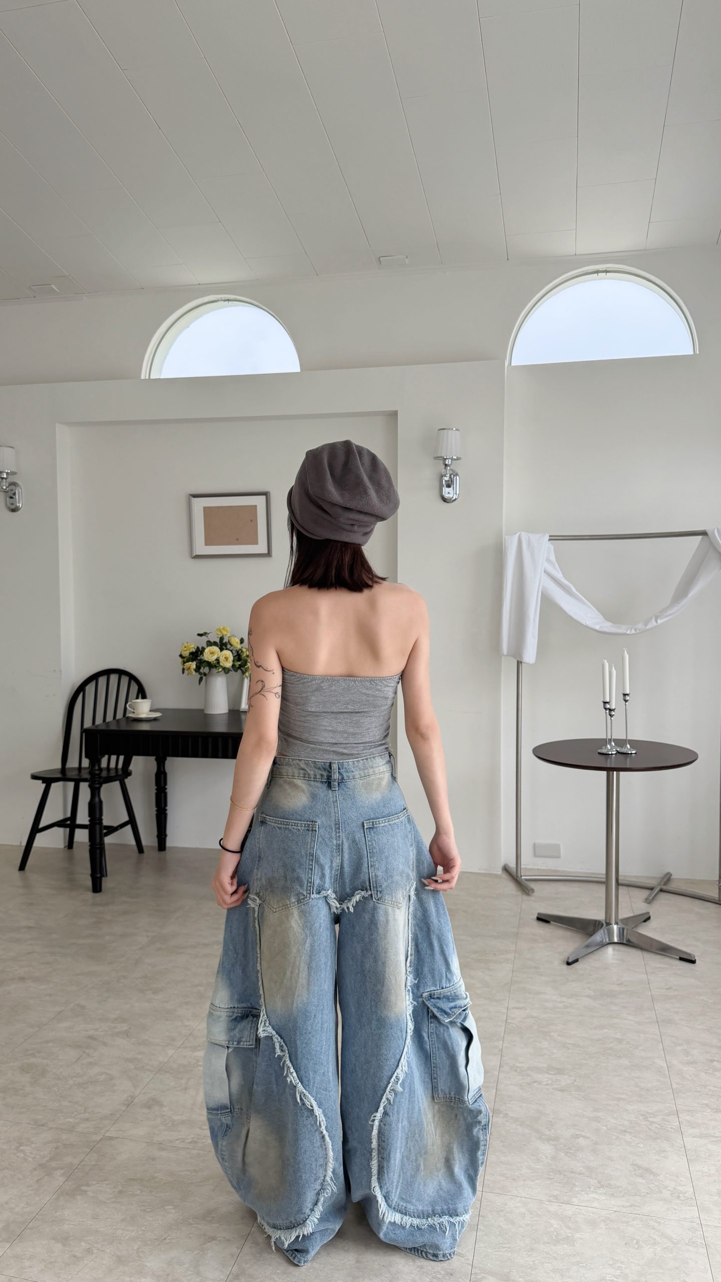 大愛心刷破彎刀褲 大愛心刷破彎刀褲