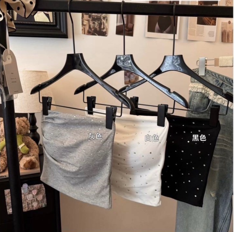 大愛心刷破彎刀褲 大愛心刷破彎刀褲